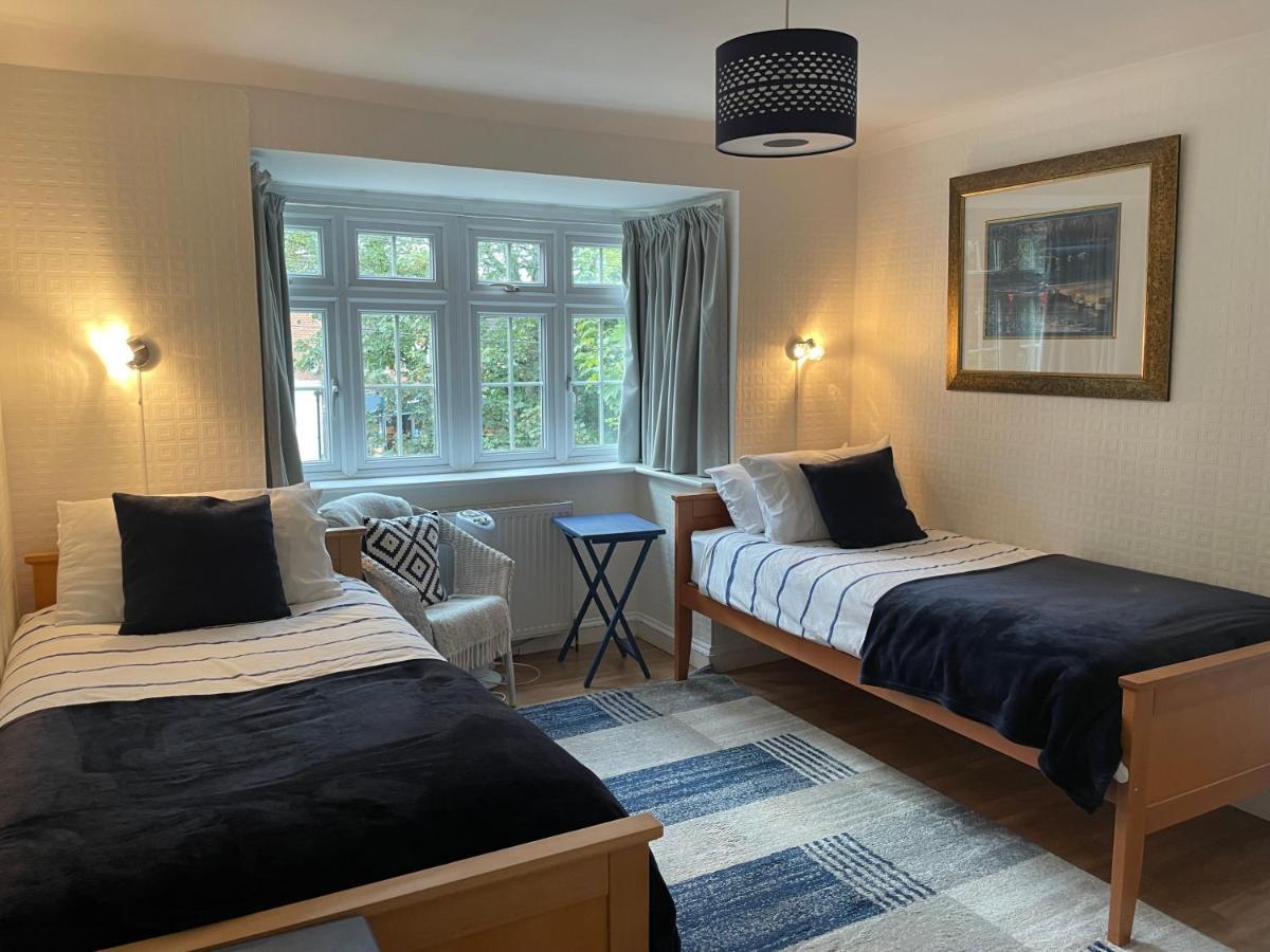 Squirrel House B&B High Wycombe Esterno foto